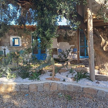 Sole In Ogliastra Bed & Breakfast Jerzu Ruang foto