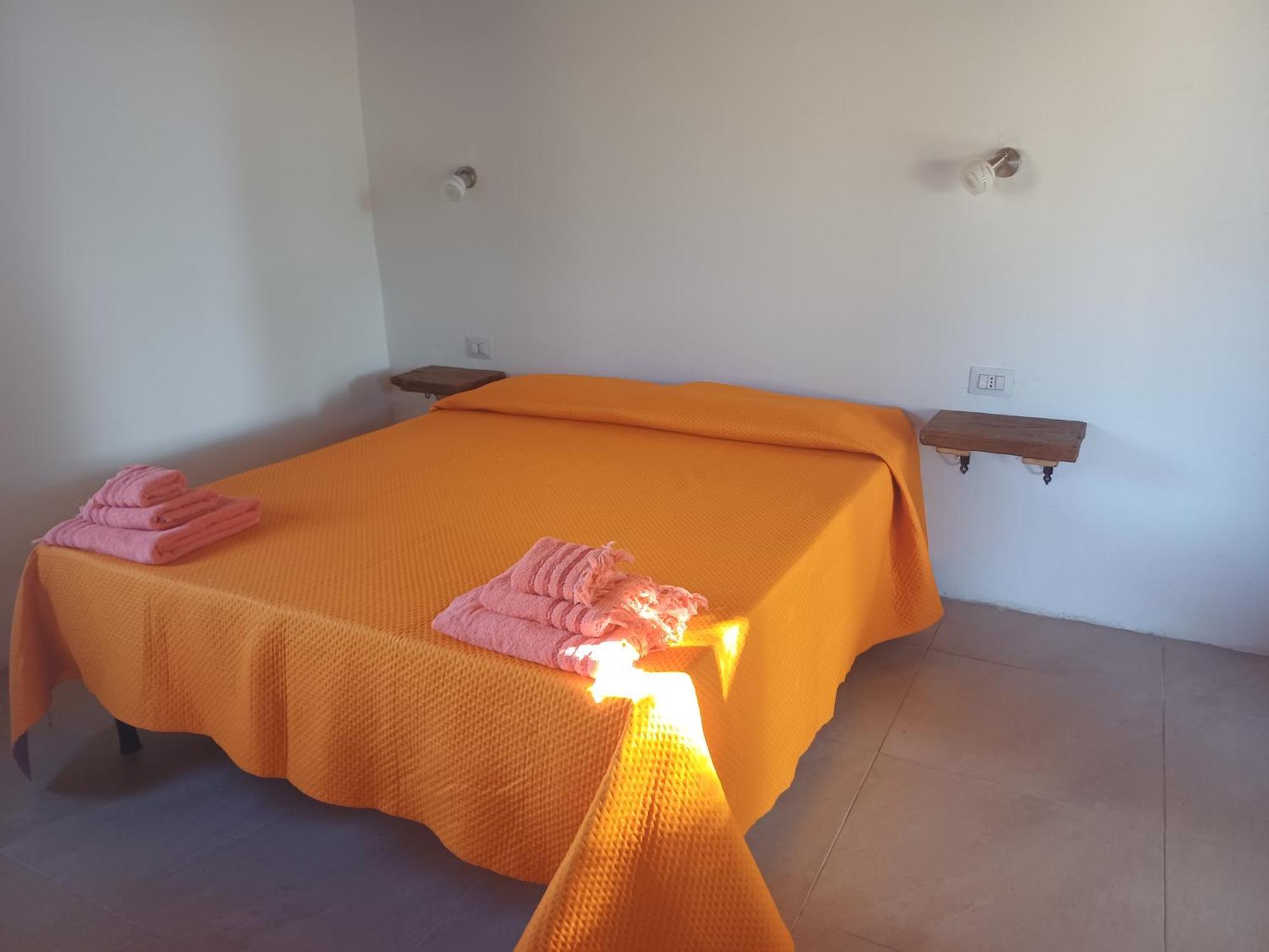 Sole In Ogliastra Bed & Breakfast Jerzu Ruang foto